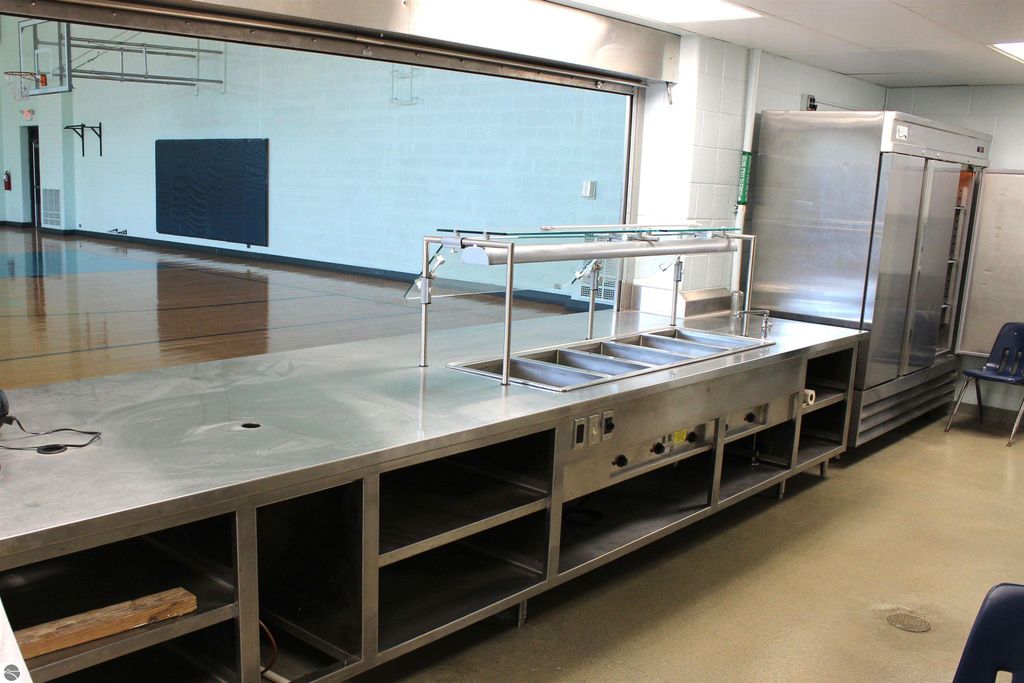 Image 13 of property listing at 610 S Cuyler Street, Cheboygan, MI 49721