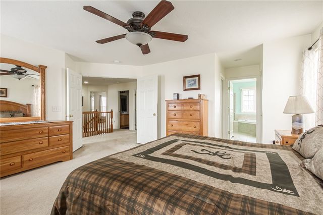 1447 Emma Lane, Farmington, NY 14425