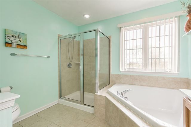 1447 Emma Lane, Farmington, NY 14425