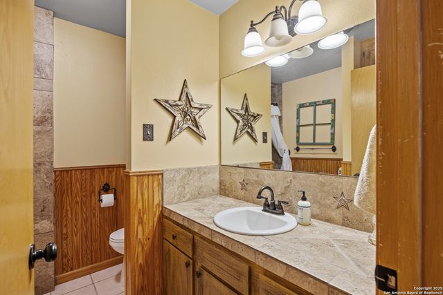 475 Stoney Hill, Pipe Creek, TX 78063