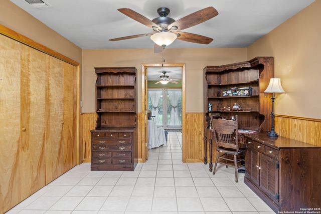 475 Stoney Hill, Pipe Creek, TX 78063