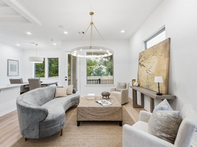 3510 Delhi Street, Houston, TX 77022