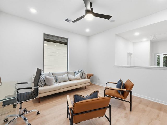 3510 Delhi Street, Houston, TX 77022