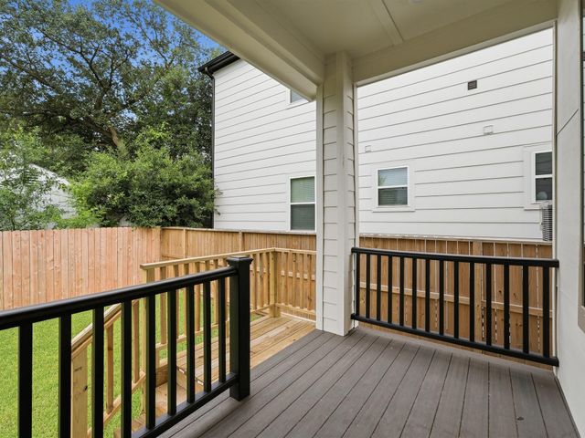 3510 Delhi Street, Houston, TX 77022