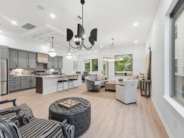 3510 Delhi Street, Houston, TX 77022