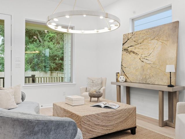 3510 Delhi Street, Houston, TX 77022