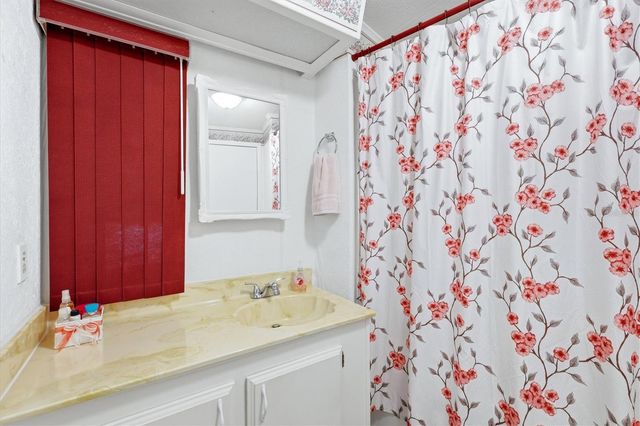 6710 36TH AVENUE E 127, Palmetto, FL 34221