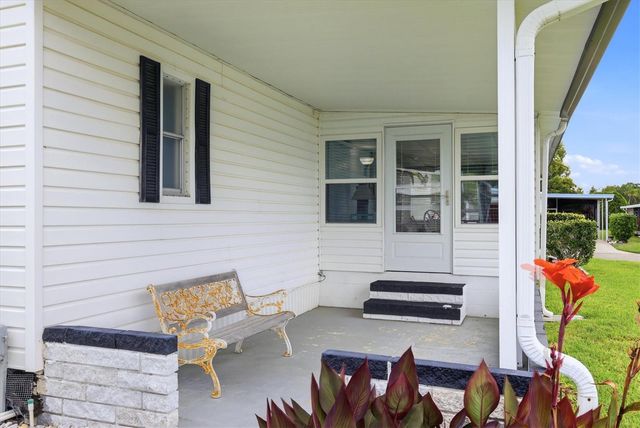 6710 36TH AVENUE E 127, Palmetto, FL 34221