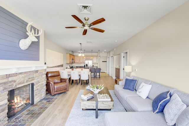 402 Sandpoint Ave, Unit 123, Sandpoint, ID 83864