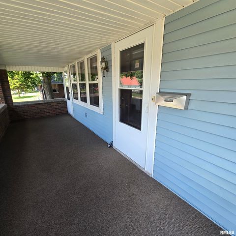 1218 S 3RD Street, Pekin, IL 61554