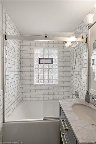 559 E Southlawn Boulevard, Birmingham, MI 48009