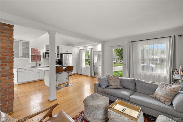 559 E Southlawn Boulevard, Birmingham, MI 48009