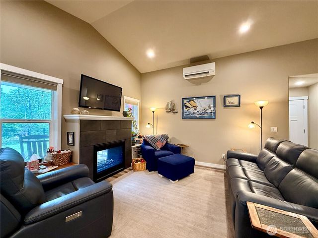 735 Dover Court SE, Ocean Shores, WA 98569