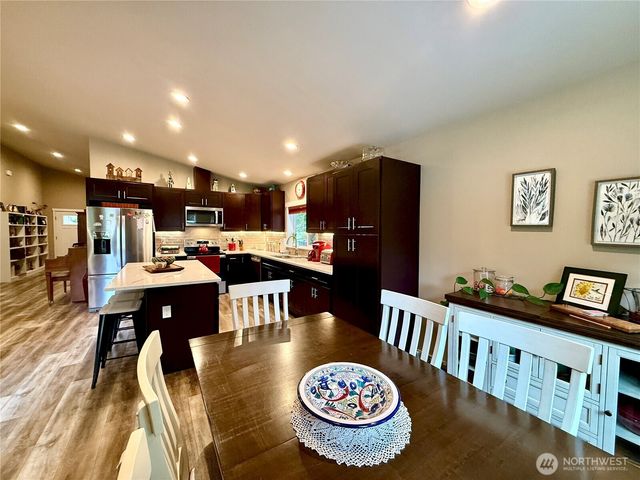 735 Dover Court SE, Ocean Shores, WA 98569