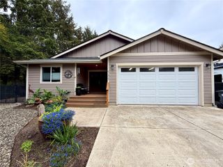 735 Dover Court SE, Ocean Shores, WA 98569