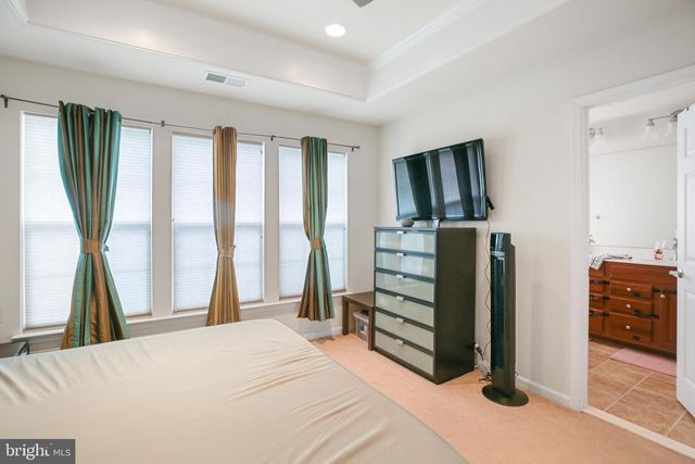 25501 AMBER GATE TER, Chantilly, VA 20152