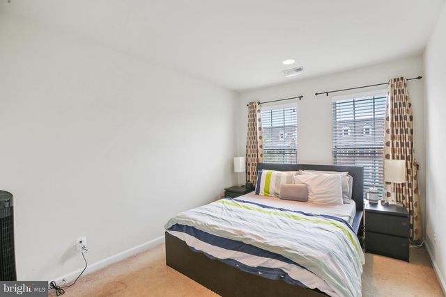 25501 AMBER GATE TER, Chantilly, VA 20152