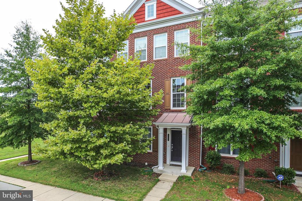 25501 AMBER GATE TER, Chantilly, VA 20152