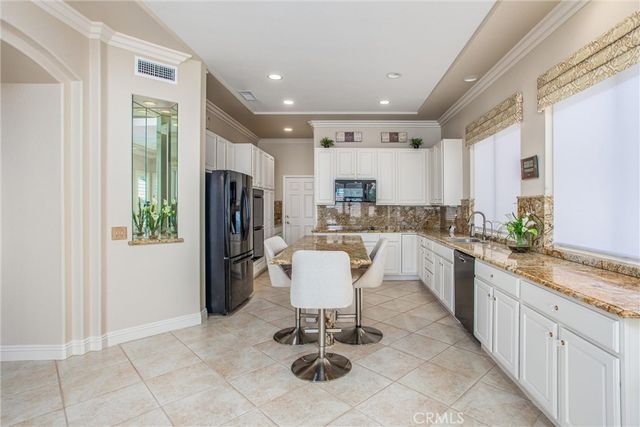 2141 Birdie Drive, Banning, CA 92220