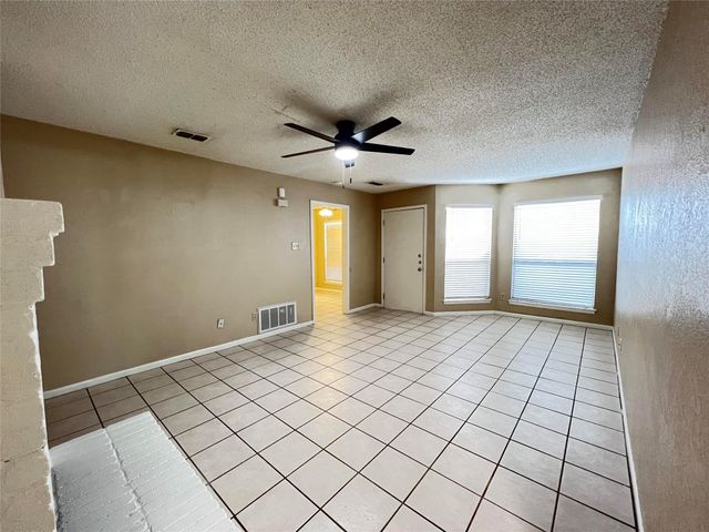 13355 Water Oak LN B, Austin, TX 78729