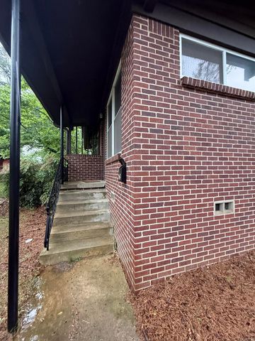 94 Broadmoor Drive, Little Rock, AR 72204