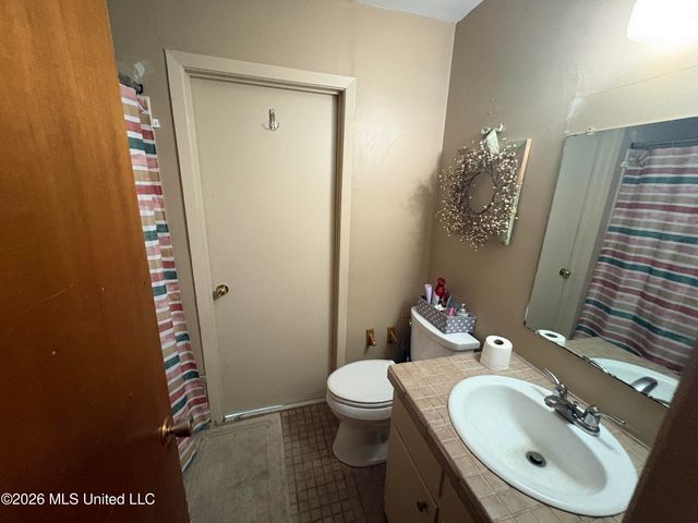 1419 E Second Street, Pass Christian, MS 39571