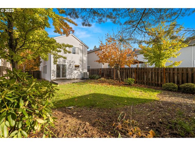 5218 Se TENINO Ct, Portland, OR 97206