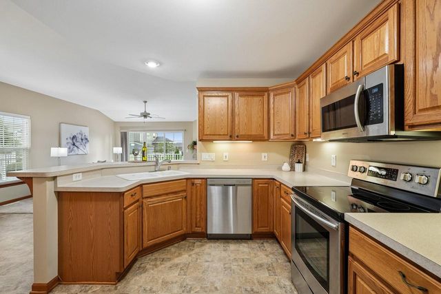 W241N5694 Birchwood LANE, Sussex, WI 53089