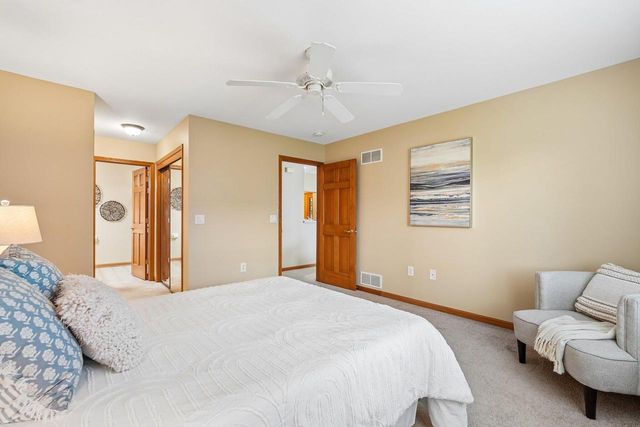 W241N5694 Birchwood LANE, Sussex, WI 53089