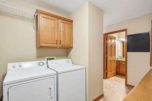 W241N5694 Birchwood LANE, Sussex, WI 53089