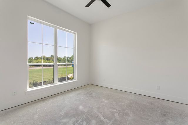 4040 Overlook Way, Weatherford, TX 76085