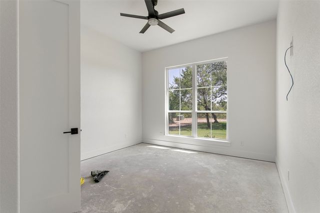 4040 Overlook Way, Weatherford, TX 76085