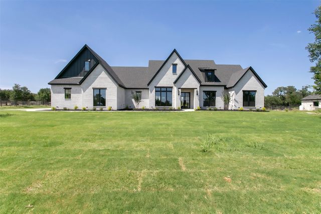 4040 Overlook Way, Weatherford, TX 76085