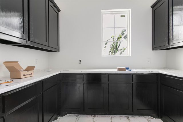 4040 Overlook Way, Weatherford, TX 76085