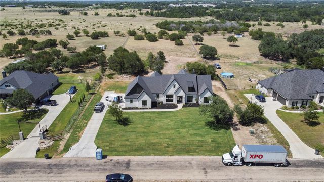 4040 Overlook Way, Weatherford, TX 76085