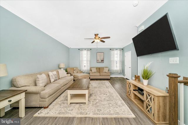 6017 ETTERBEEK ST, Ijamsville, MD 21754