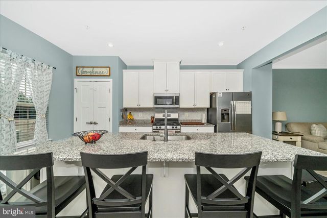 6017 ETTERBEEK ST, Ijamsville, MD 21754