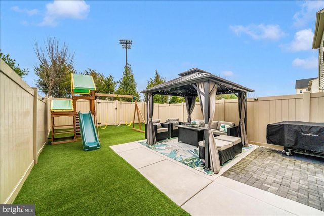 6017 ETTERBEEK ST, Ijamsville, MD 21754