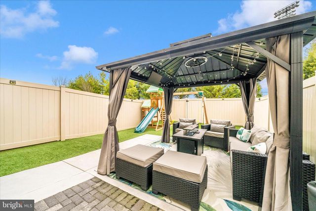 6017 ETTERBEEK ST, Ijamsville, MD 21754