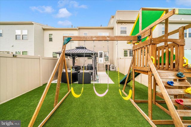 6017 ETTERBEEK ST, Ijamsville, MD 21754