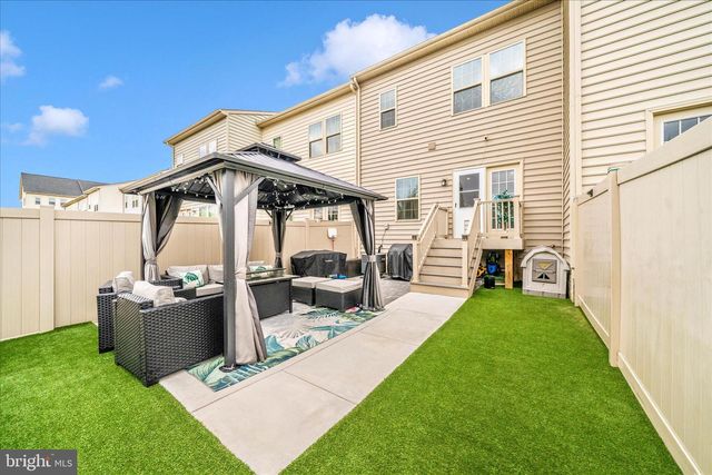 6017 ETTERBEEK ST, Ijamsville, MD 21754