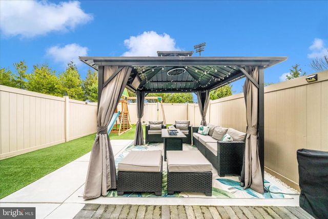 6017 ETTERBEEK ST, Ijamsville, MD 21754