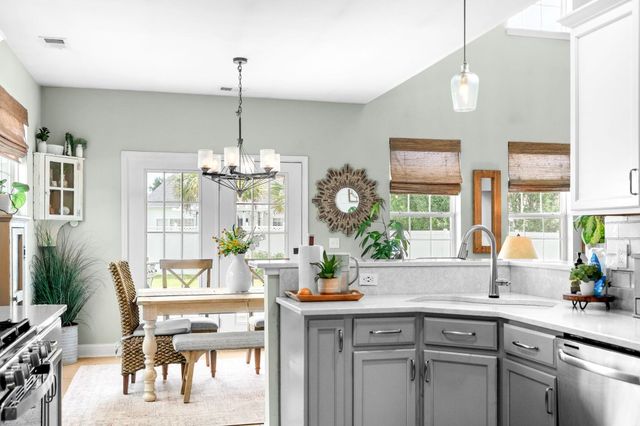 313 Deer Path Dr., Murrells Inlet, SC 29576