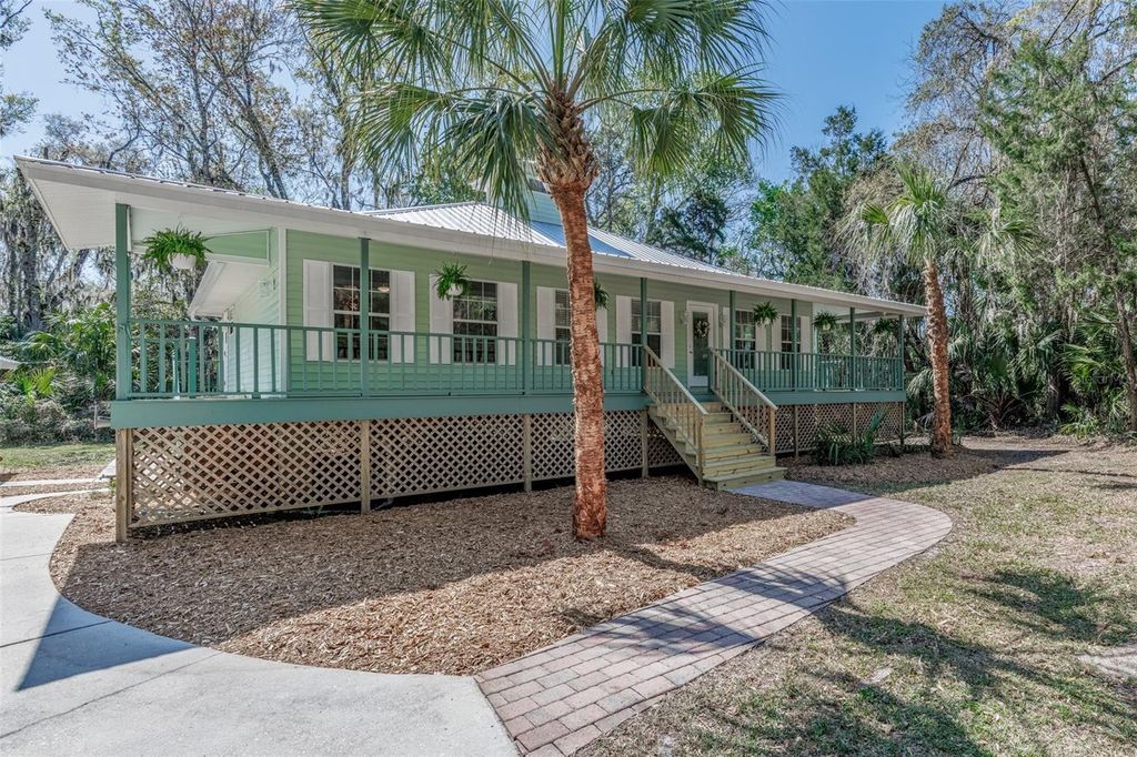 Image 6 of property listing at 4099 N LIDA POINT, Crystal River, FL 34428