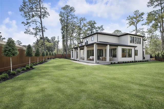 710 Glen Echo Lane, Hedwig Village, TX 77024