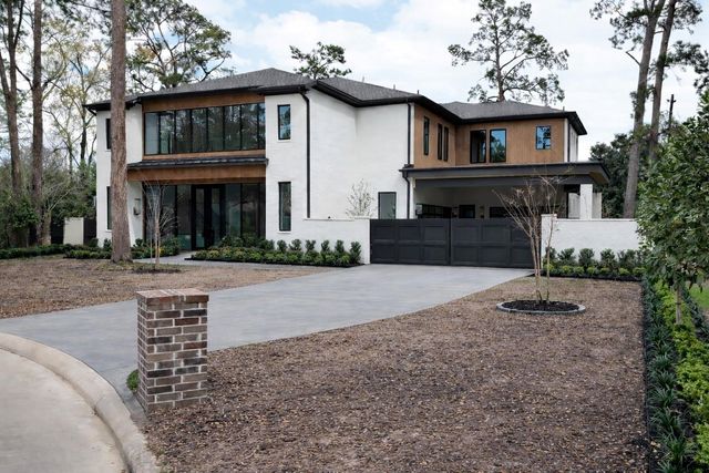 710 Glen Echo Lane, Hedwig Village, TX 77024