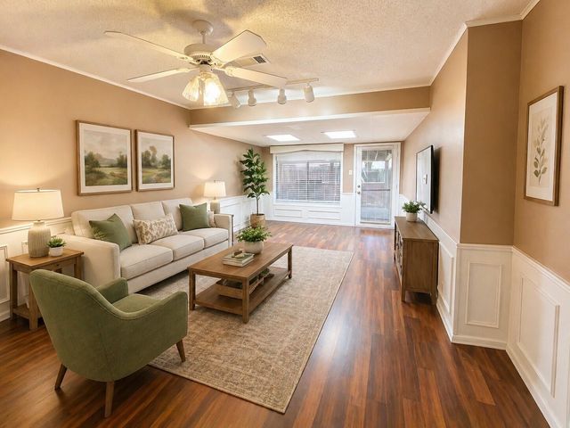 5714 Louise Way Drive, Arlington, TX 76017