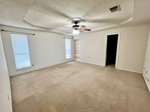 5714 Louise Way Drive, Arlington, TX 76017