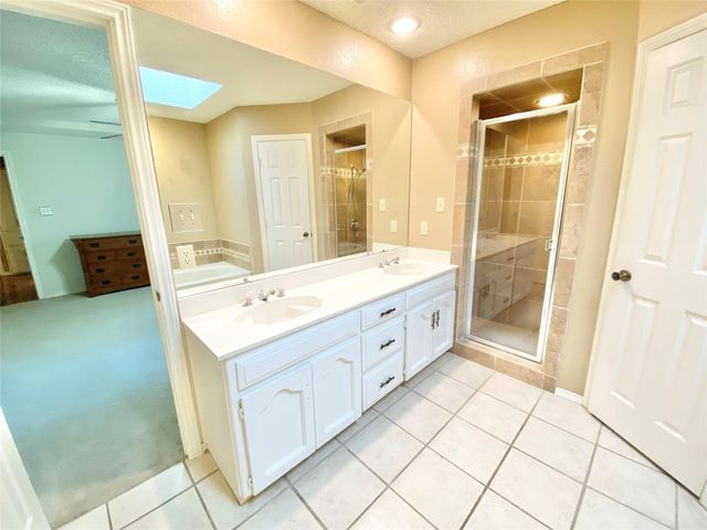 5714 Louise Way Drive, Arlington, TX 76017