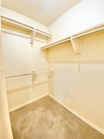 5714 Louise Way Drive, Arlington, TX 76017